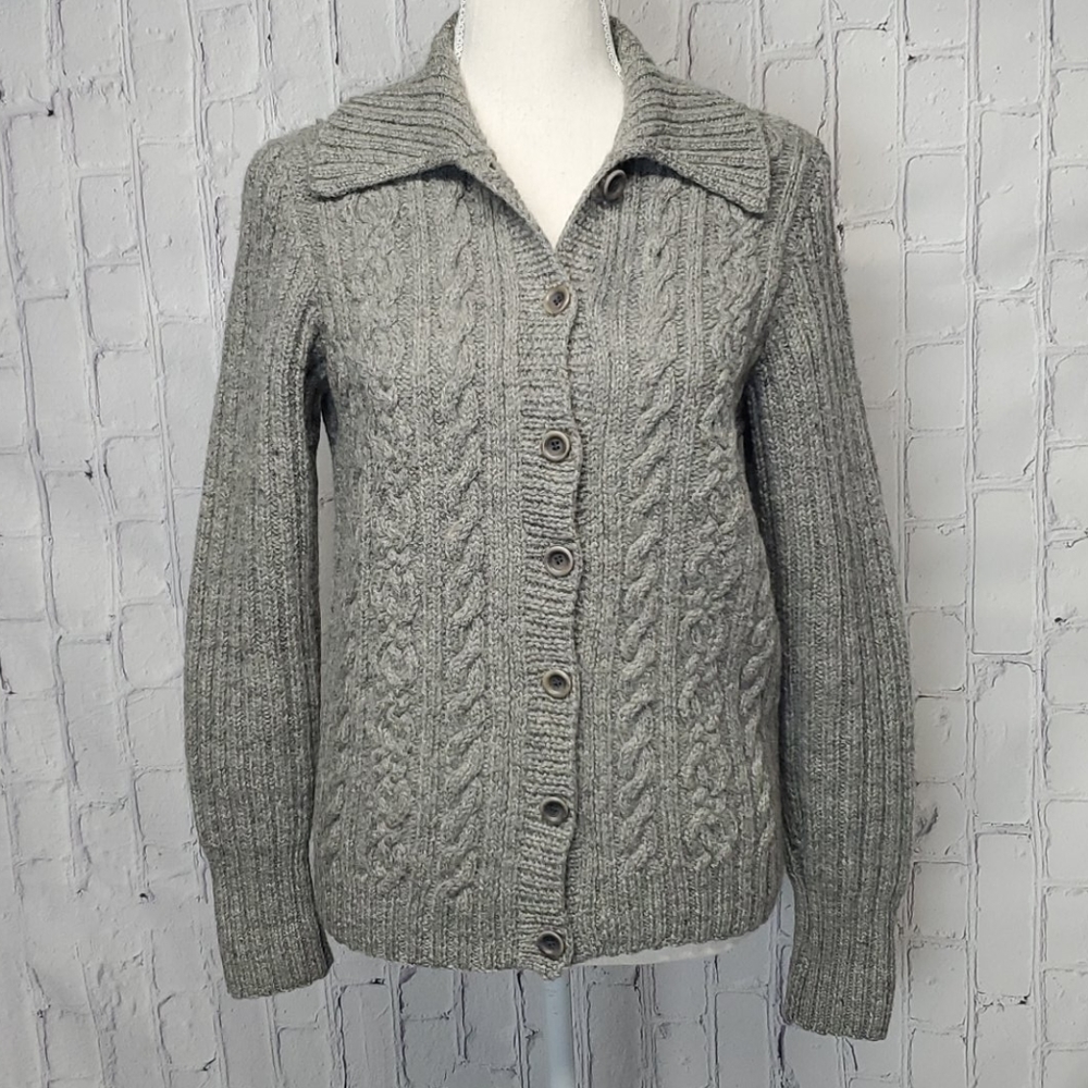 5/$20 J. Crew gray cable knit wool cardigan size M